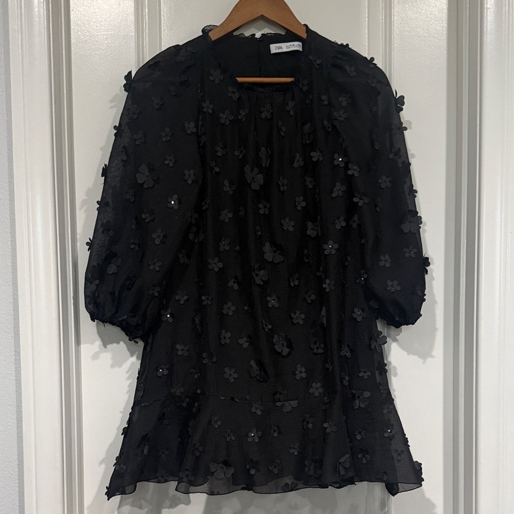 Zara Black Daisy Appliqué Girl's Dress NWT